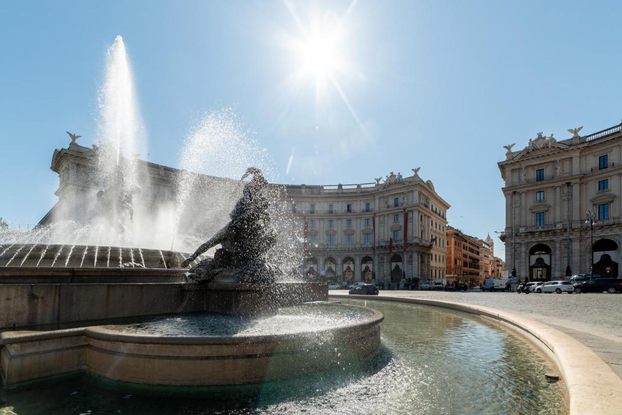 Domus Domi Barberini Sq. Apartment *